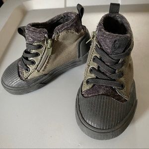 Pull on high top sneakers